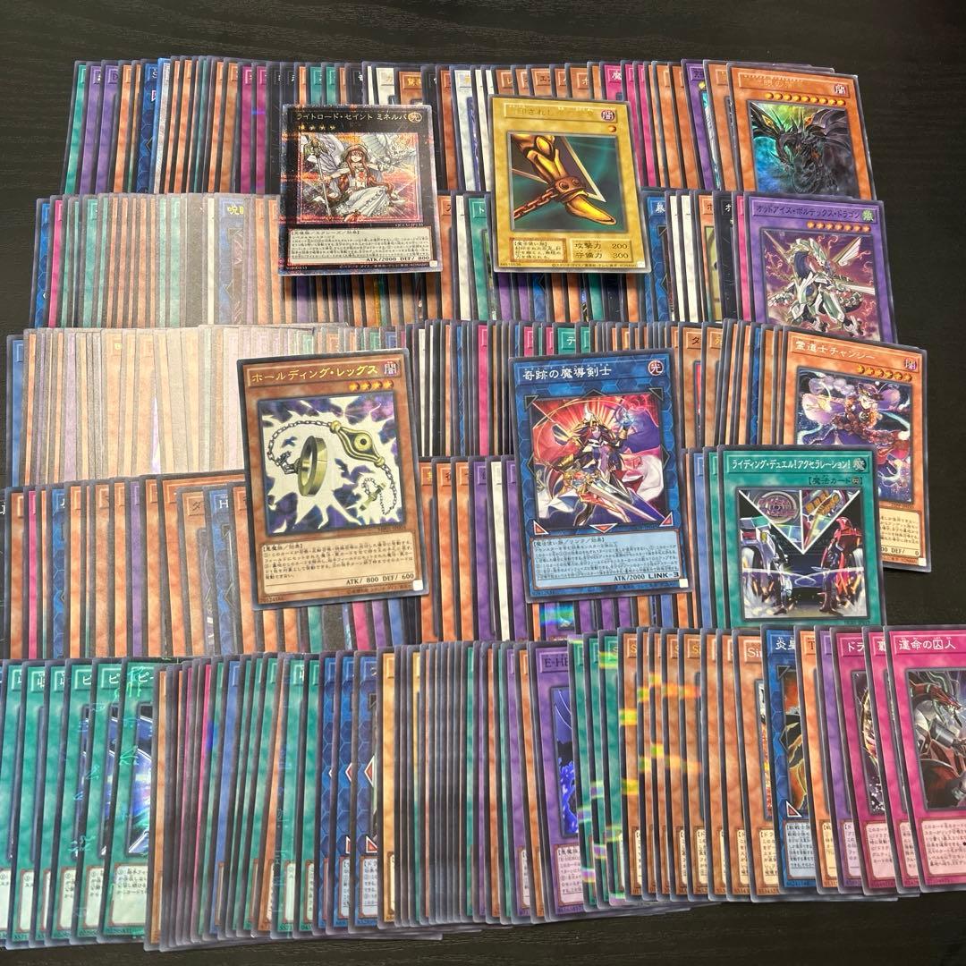 遊戯王引退品スーパーレア以上しか入ってないです