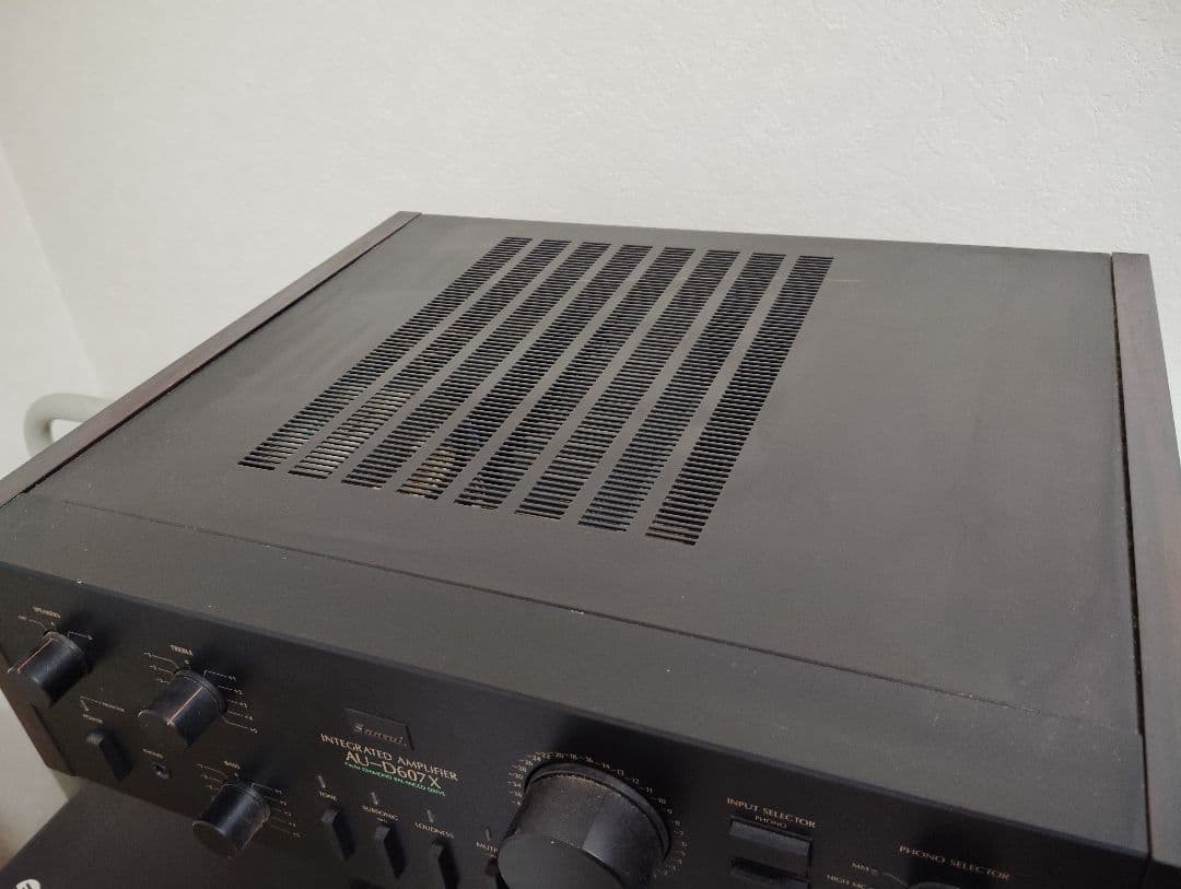 サンスイ sansui 山水AU-D607X プリメインアンプ