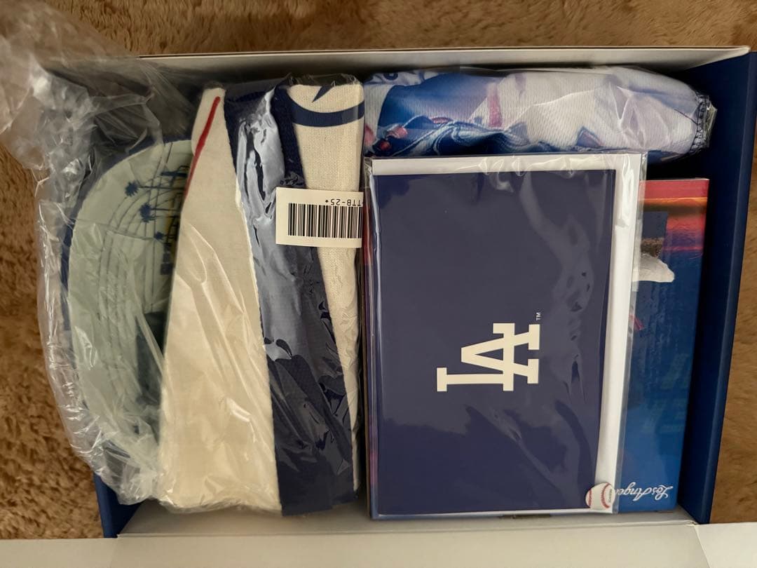 ドジャースファンクラブ入会記念グッズ（大谷翔平ボブルヘッド付き）