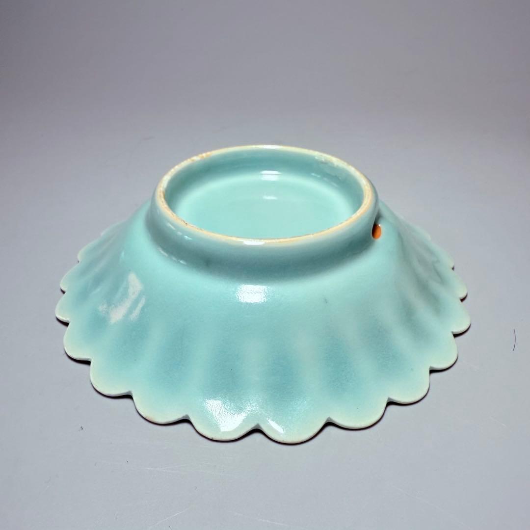 後期　鍋島青磁　江戸中期～末期　青磁菊花形皿　納箱付　同手　図録掲載品