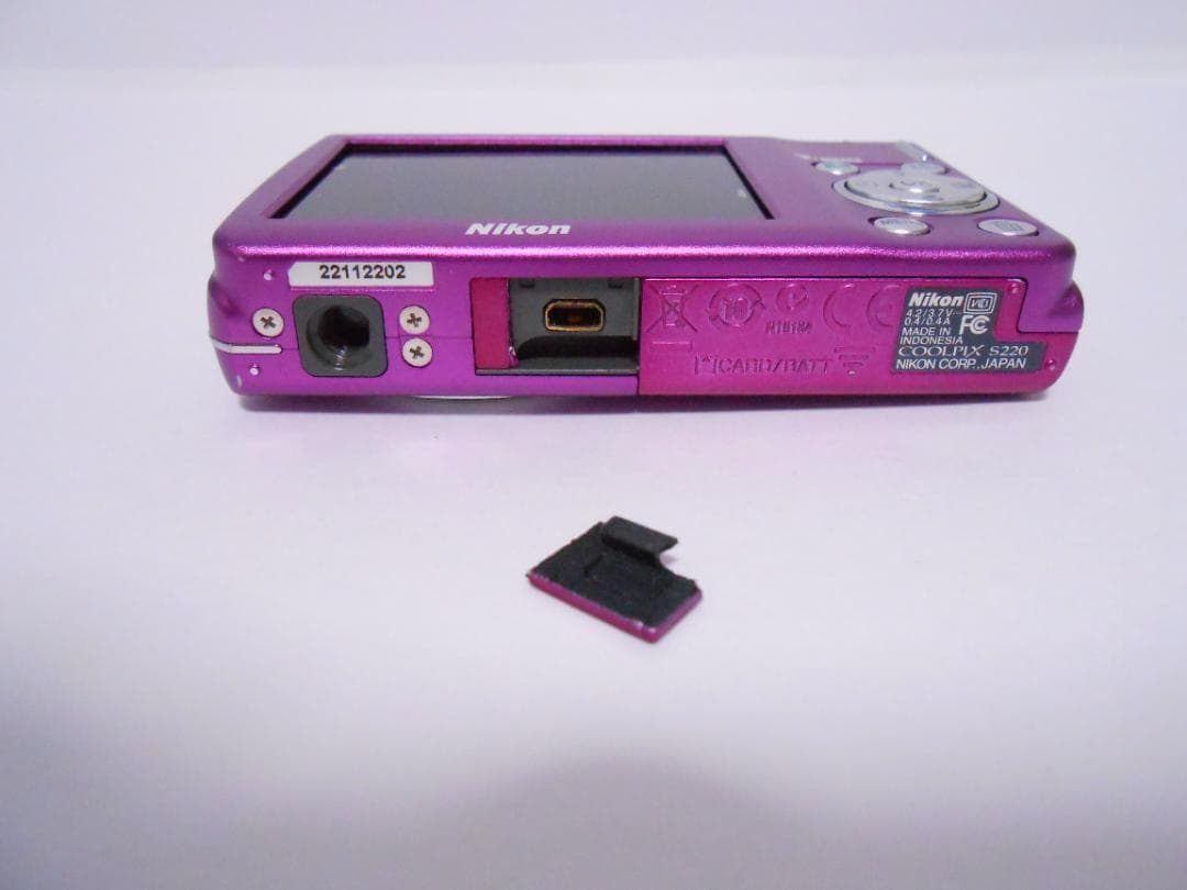 【お値下げ歓迎・美品】 ニコン　Nikon COOLPIX S220 ピンク