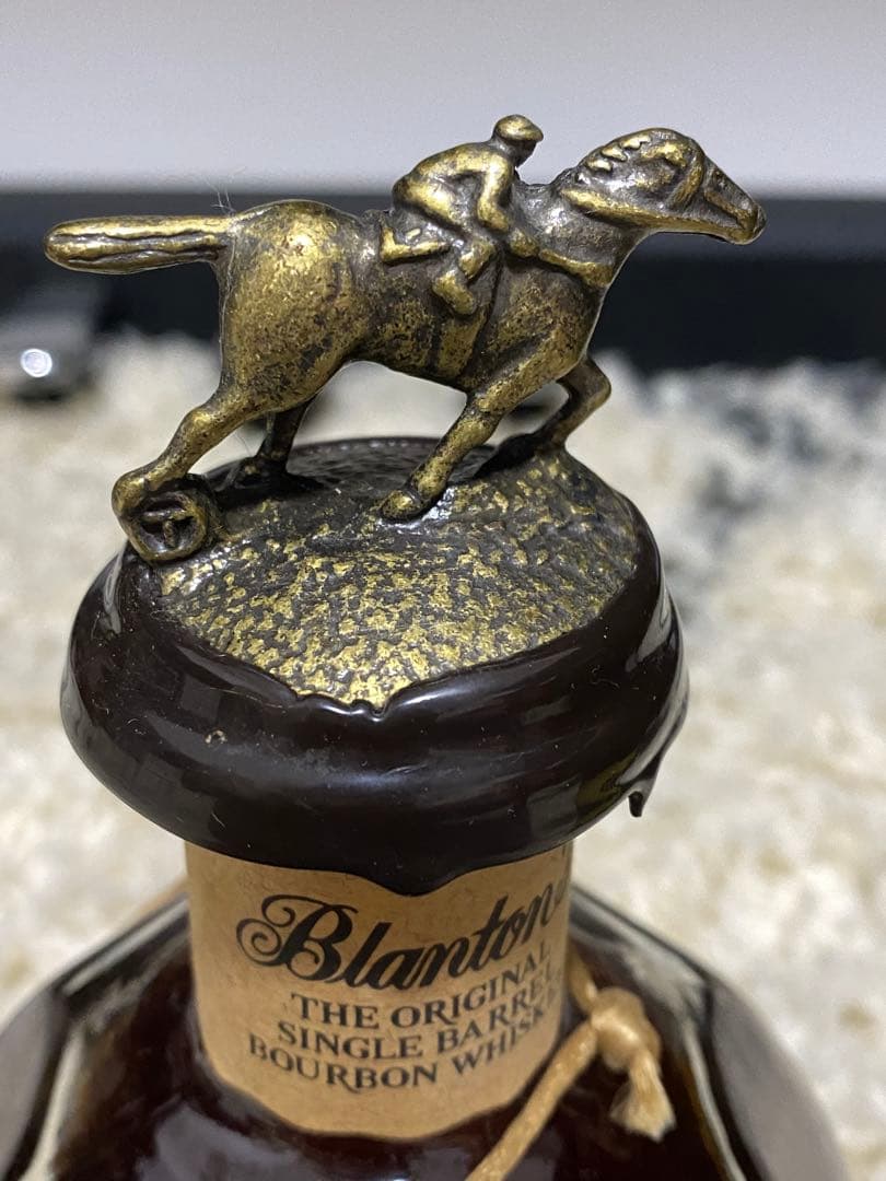 Blanton's シングルバレルバーボン