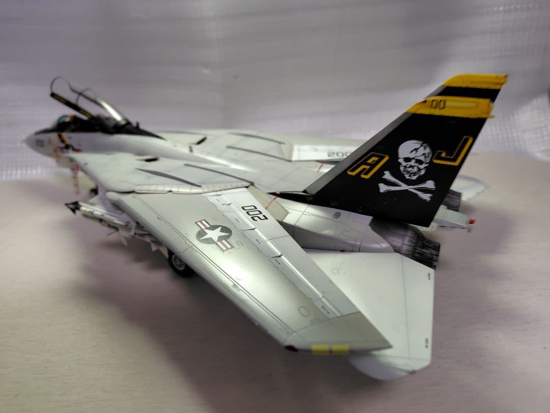 タミヤF-14 Ａ1/48トムキャッVF−84 ジョリーロジャース