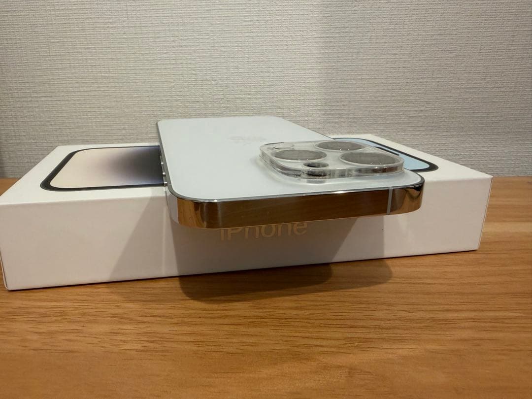Apple iPhone 14 Pro シルバー 本体 256GB
