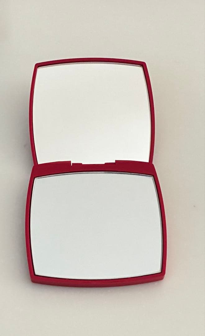 CHANELダブルミラー 限定ミラー 143 DIVA