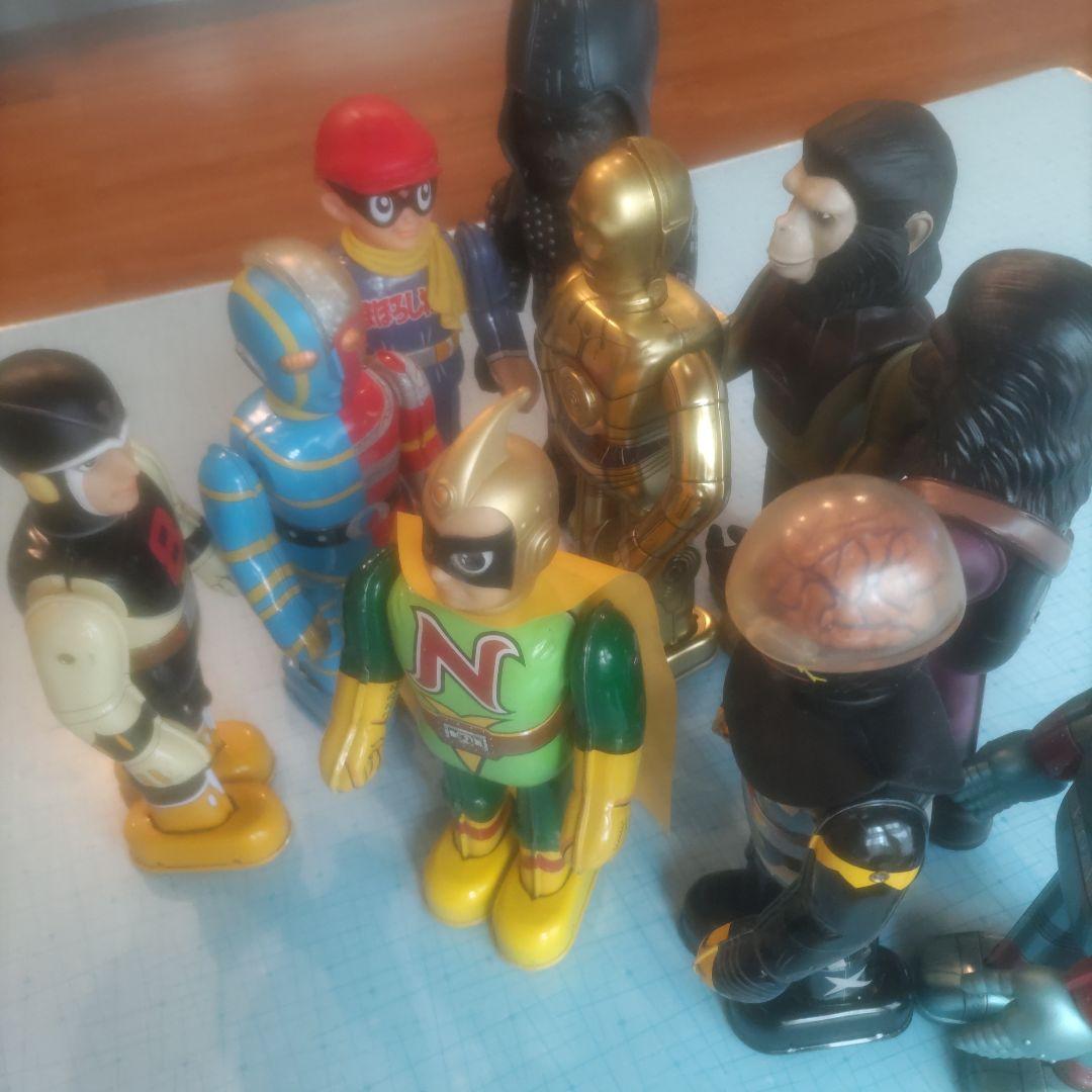 ブリキ　ロボット