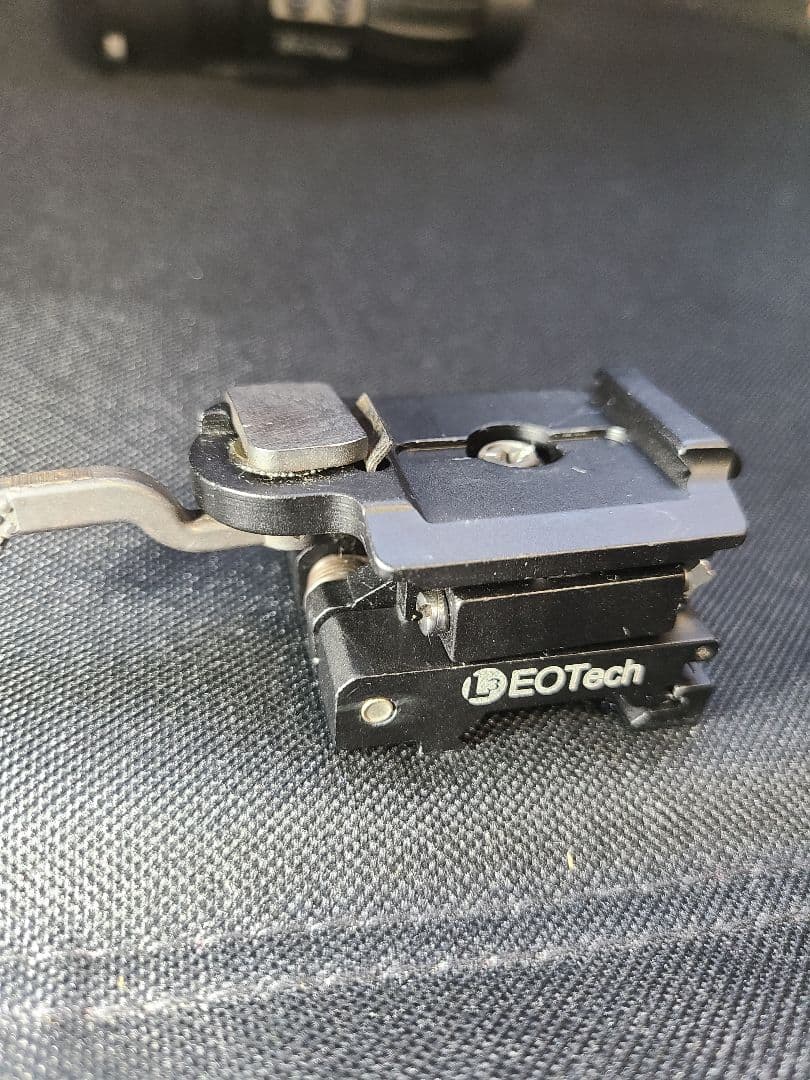 イオテックレプリカブースター・サイレンサー×2・マウントアタッチメント各種