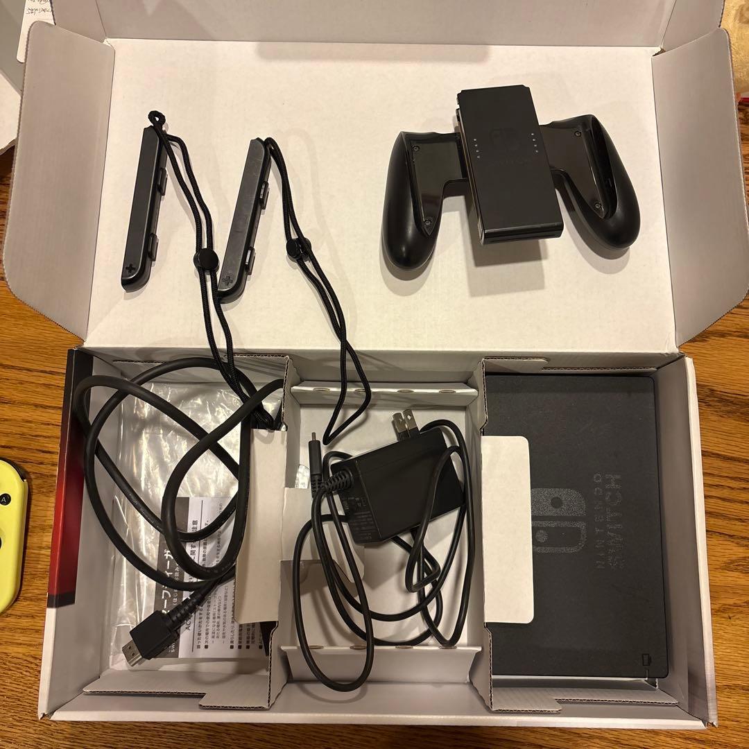 ※ジャンク　Nintendo Switch 本体 ピンクイエローJoy-Con