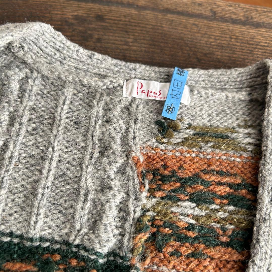 Papas 男性用ハンドニットのベスト　絹混ウール　革のクルミボタン使用