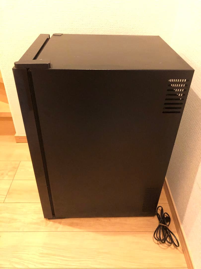 SIS エスアイエス ワインセラー ベルチェ方式 BCW-70