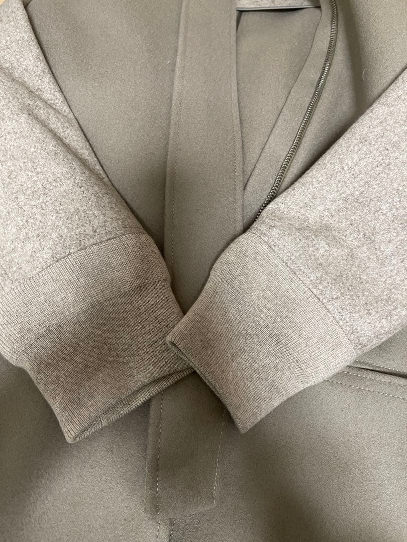 バレンシアガ ベージュ ノーカラー ロングコート M〜Lサイズ感