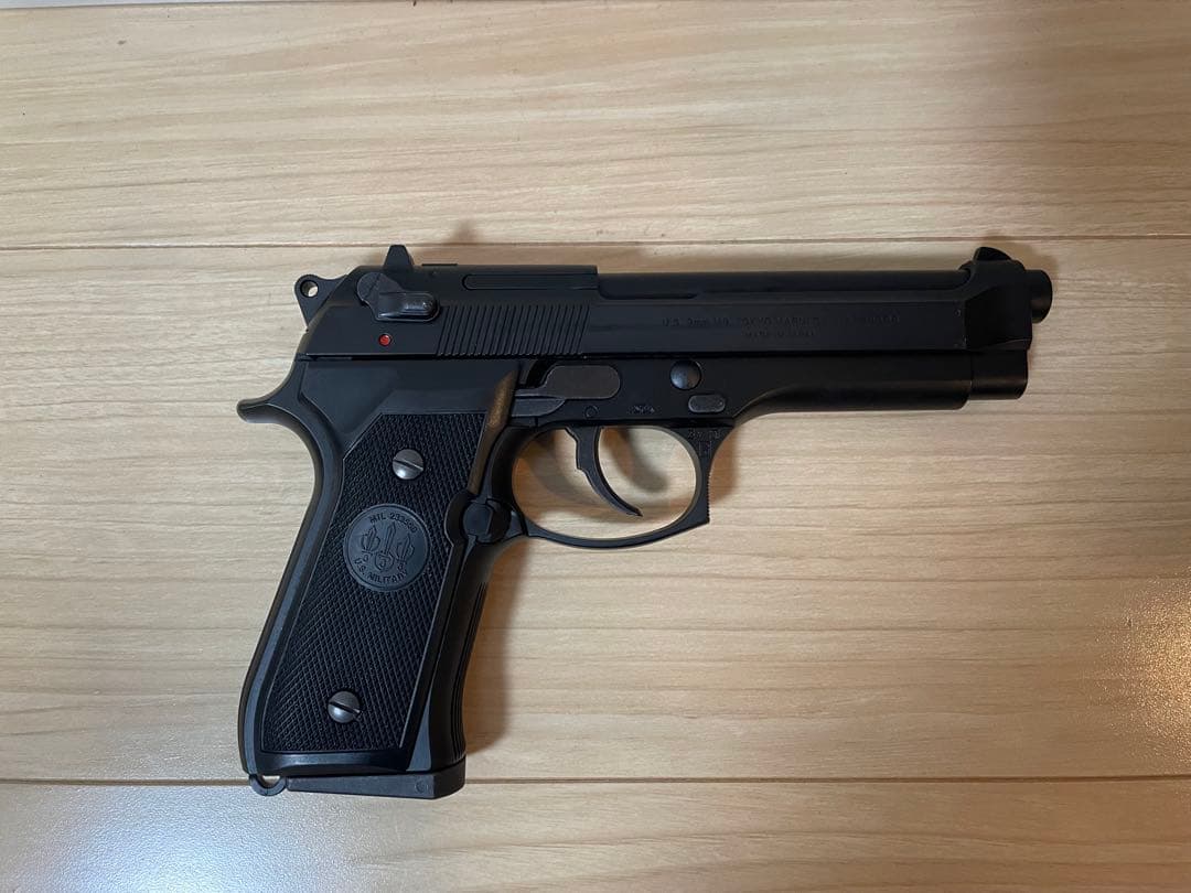 東京マルイ M92F Military Model ガスガン 予備マガジン2個付