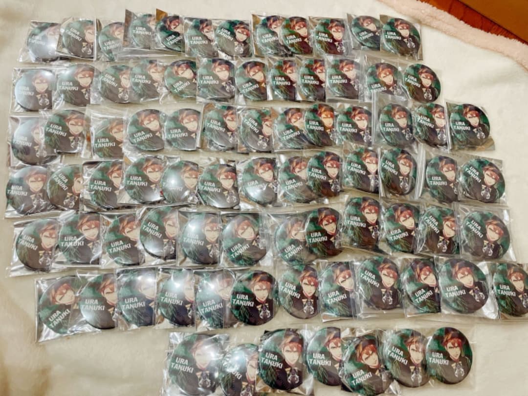 うらたぬき 缶バッジ