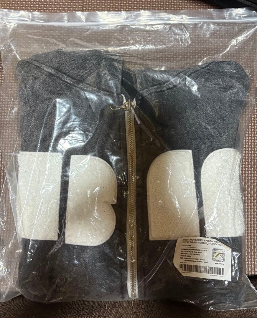 babymonster 　ベビモン　ソウルコン ベビモン　セットアップ上下　L