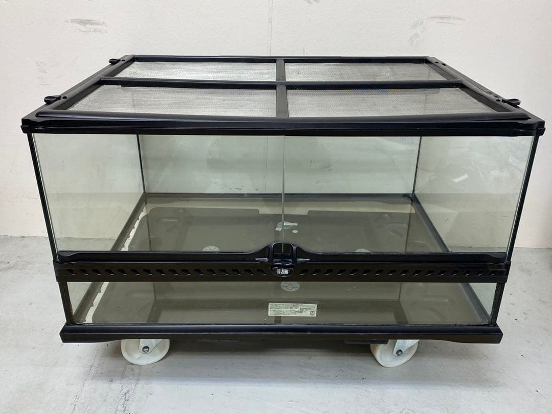 EXOTERRA 爬虫類・両生類用 グラステラリウム 照明付き 付属品多数