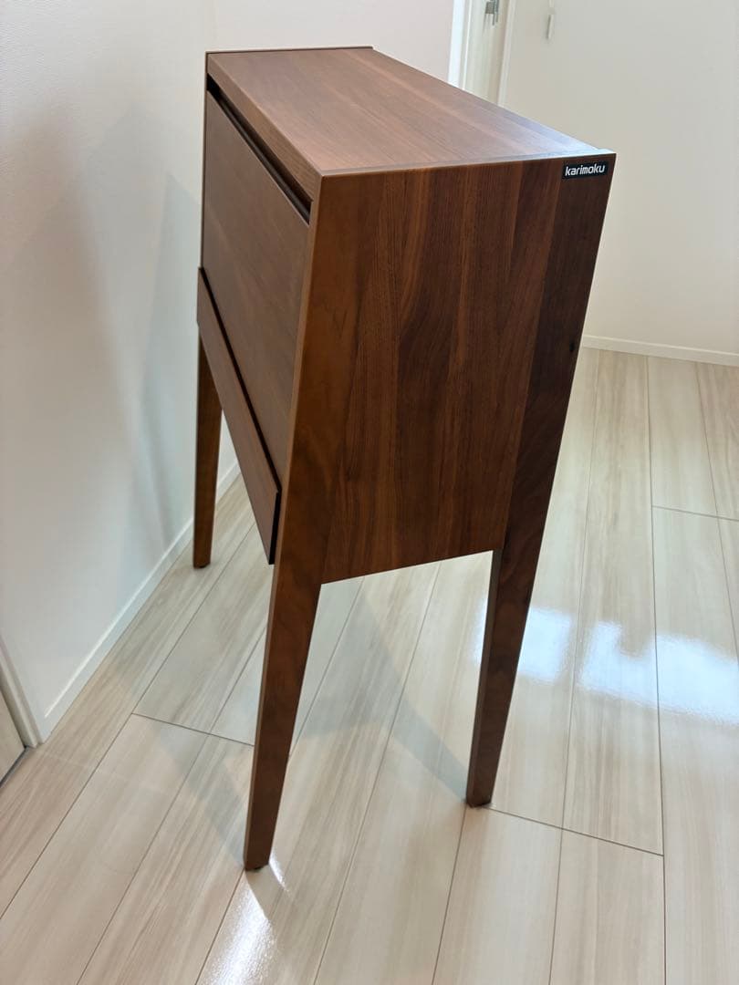 カリモク家具の鏡台