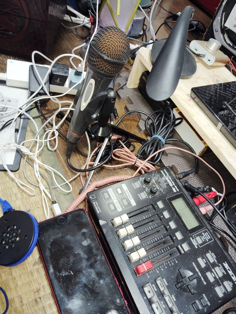 ZOOM MRS-4B マルチトラックレコーダー