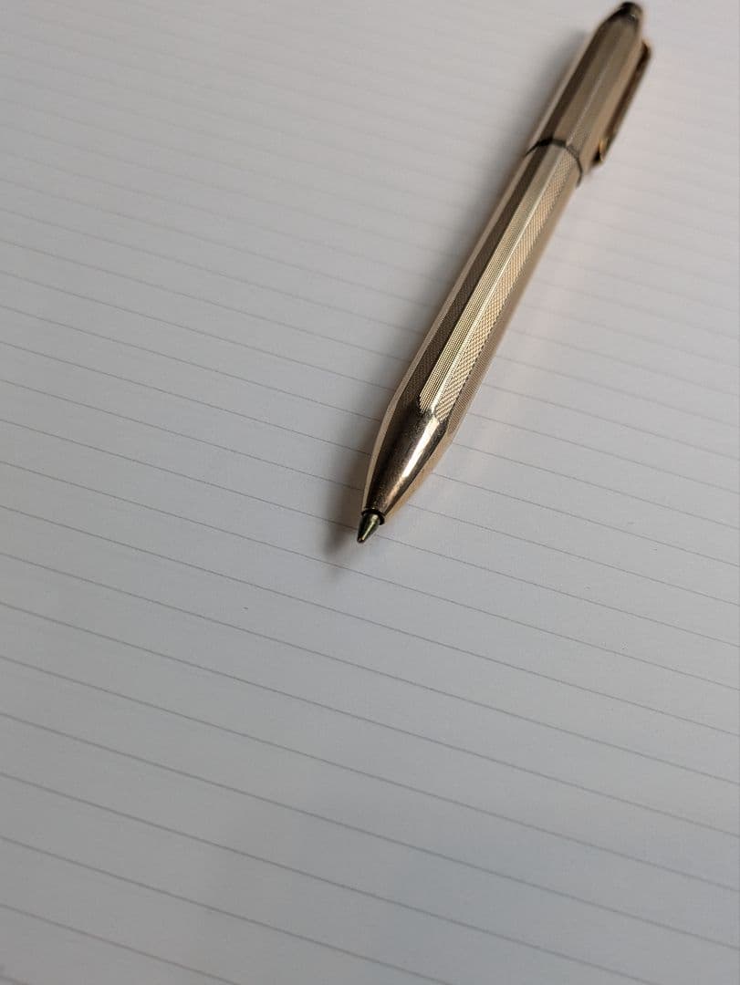 ロットリング　rotring 4色ボールペン　振り子式