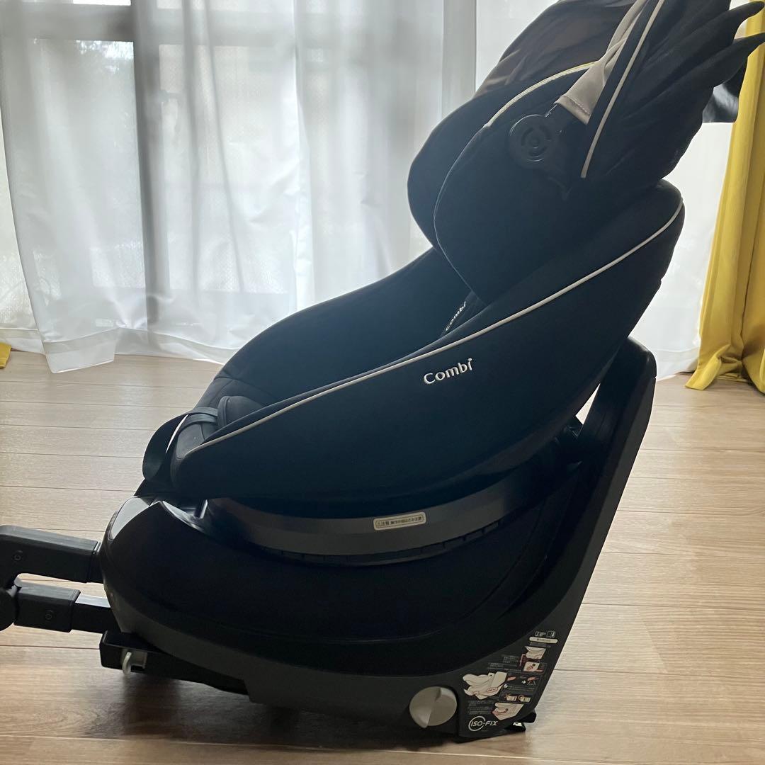 Combi コンビ　クルムーヴ　ISOFIX チャイルドシート