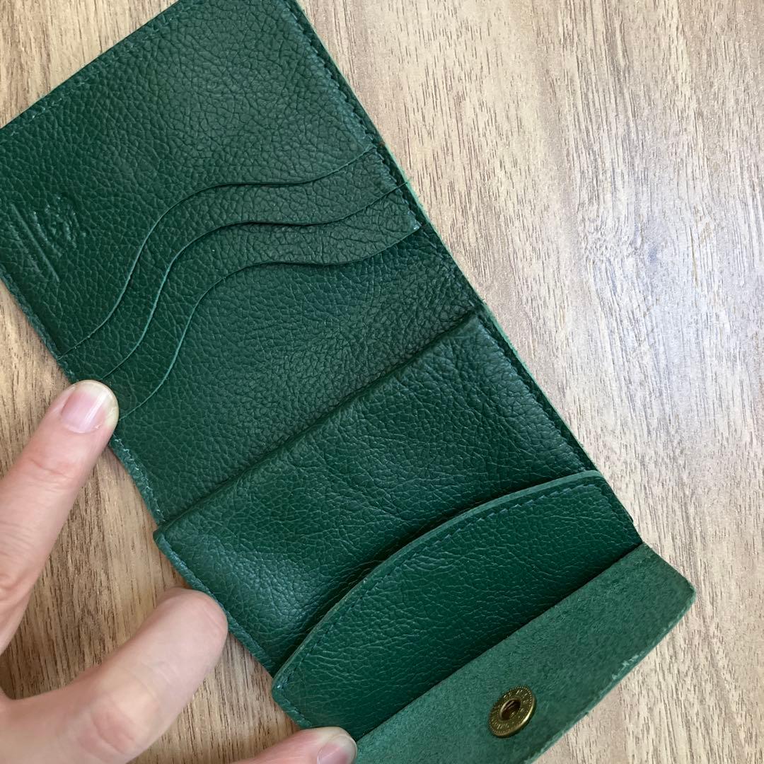 新品未使用　IL BISONTE グリーン 二つ折り財布