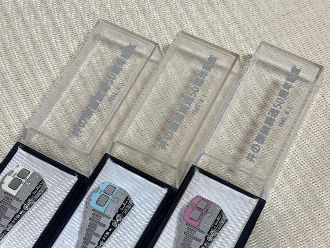京王電鉄 3000系 井の頭線50周年記念 ネクタイピン 3個セット