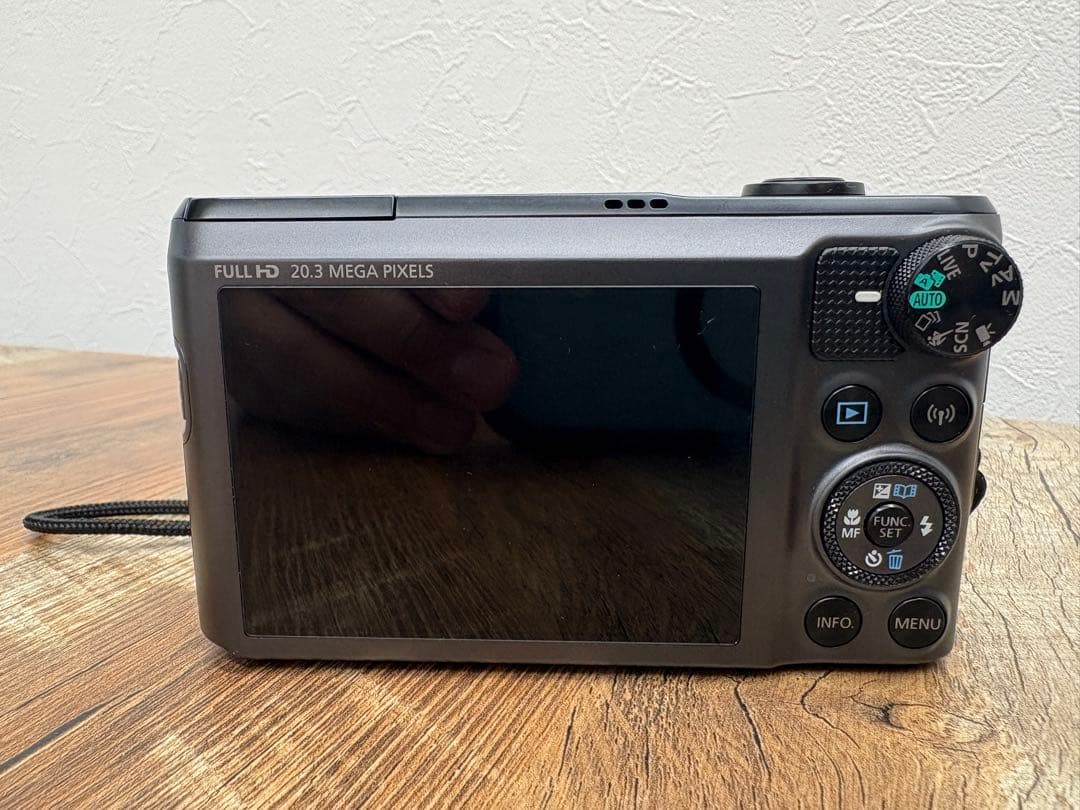 【美品】 キヤノン Canon Powershot SX720 HS コンデジ