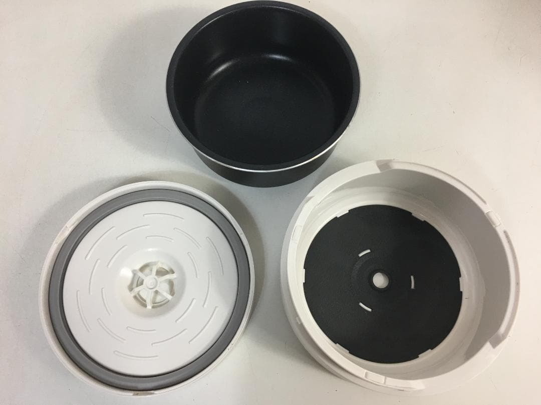 ☆Panasonic IH炊飯器 SR-AX1-W 2023年製 取扱説明書付き