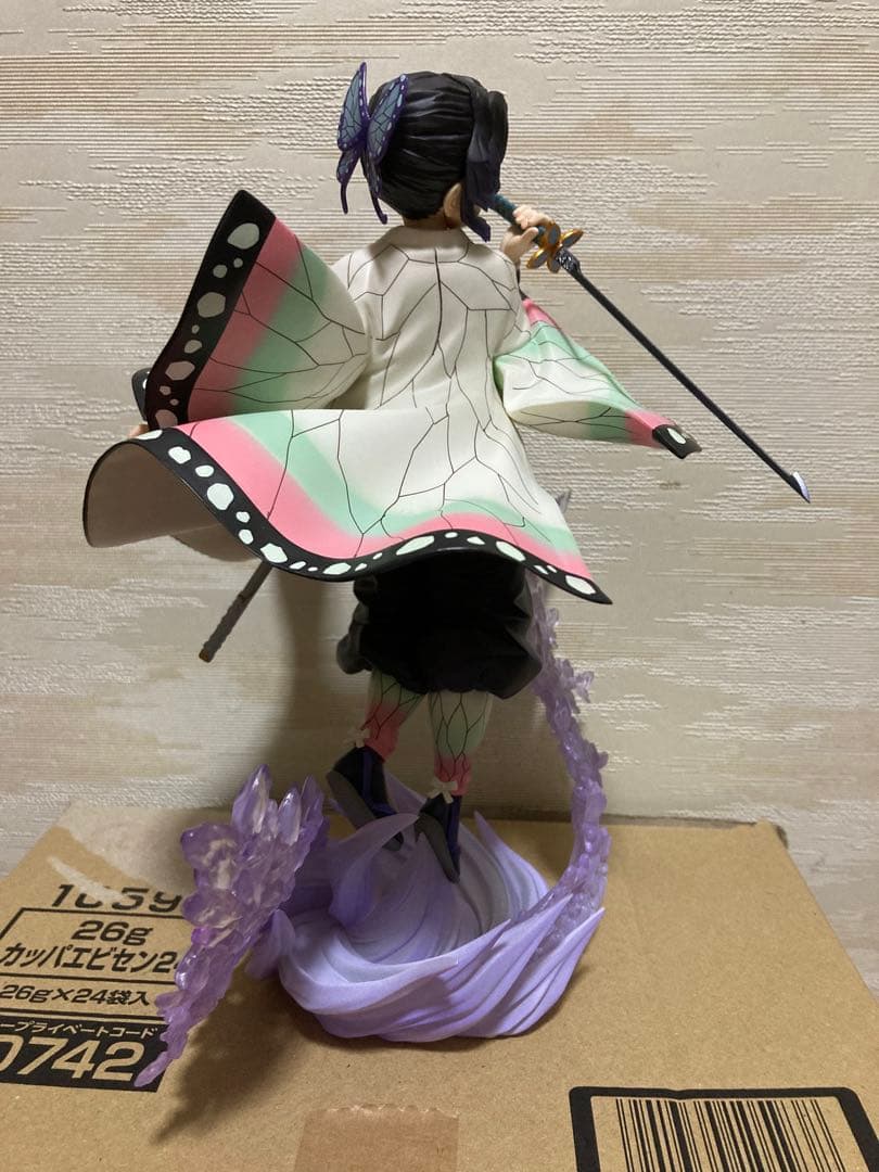 artfx j 鬼滅の刃　胡蝶しのぶ　フィギュア