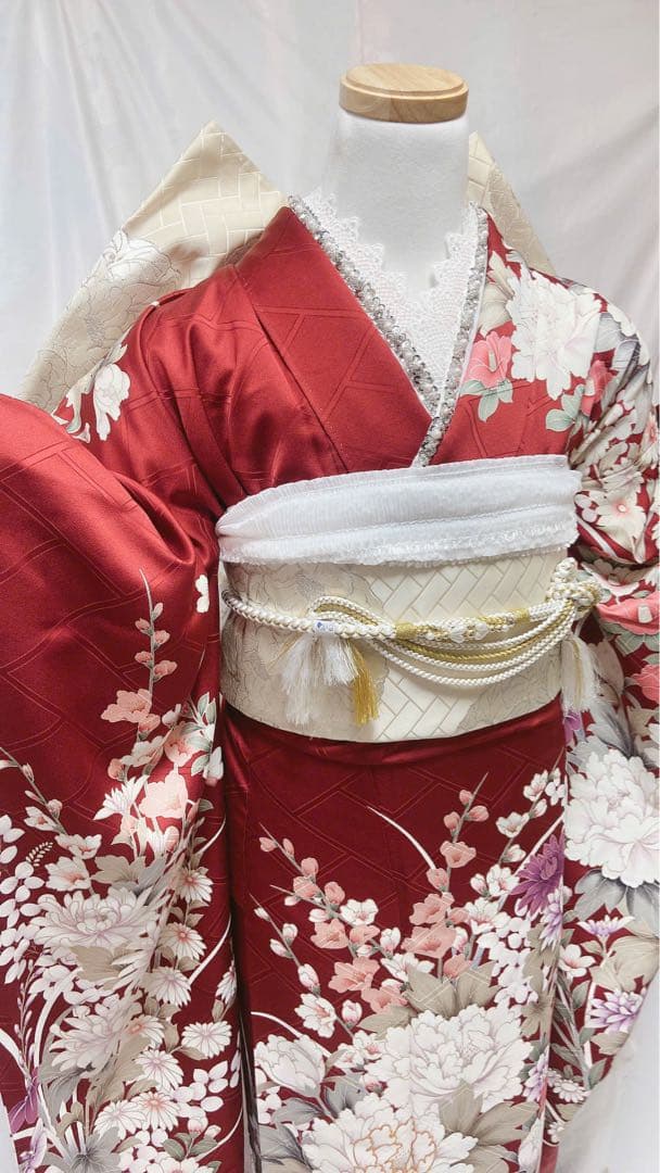 赤い花柄の振袖 振袖 成人式　振袖7点セット　振袖フルセット