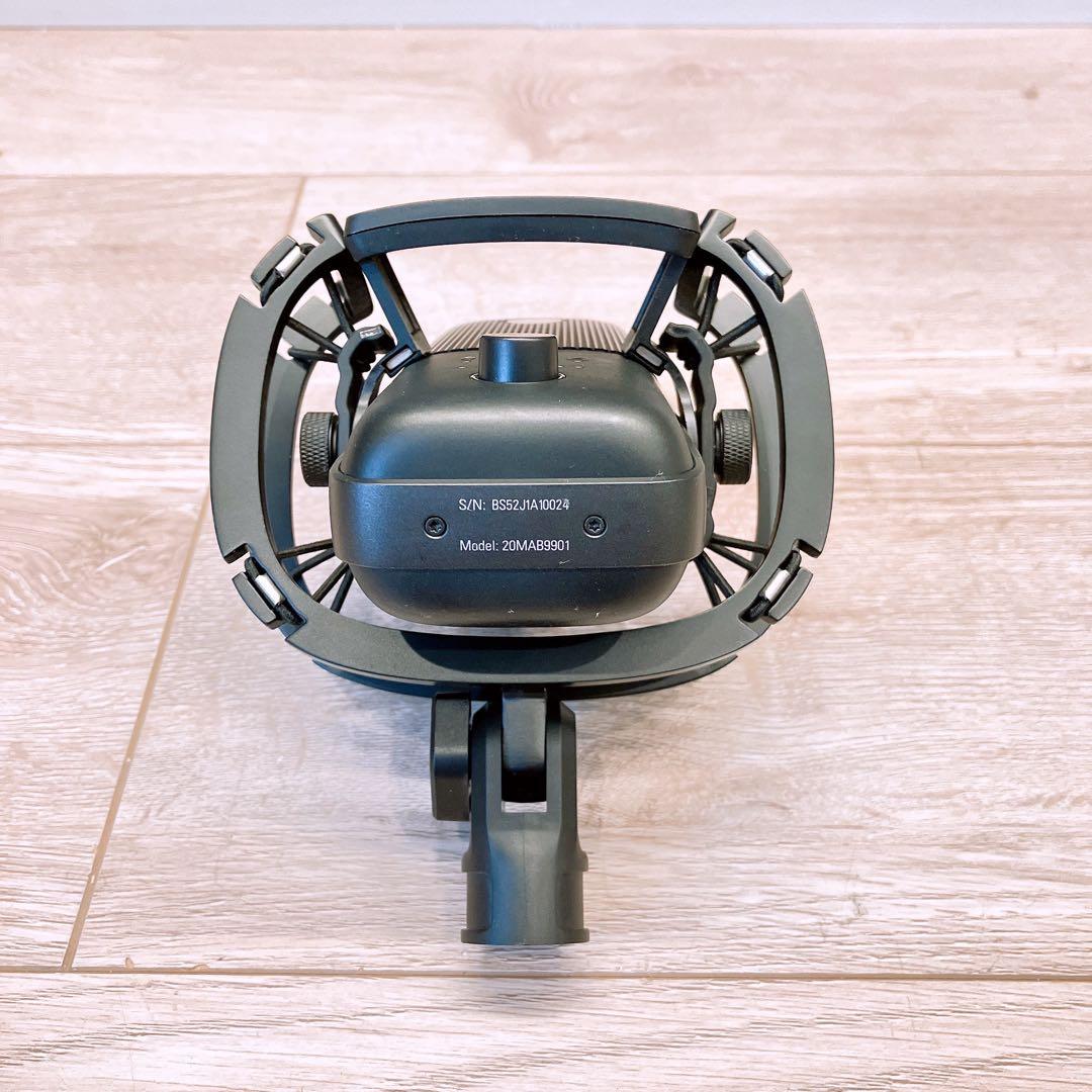 Elgato Wave:3 プレミアムUSBコンデンサーマイク　マイクアーム付き