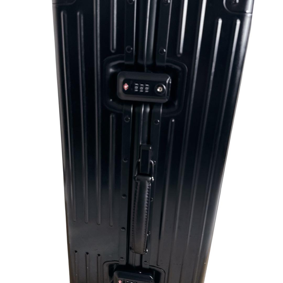 イノベーター アルミ スーツケース 63cm 黒 4輪 キャリー 旅行 出張