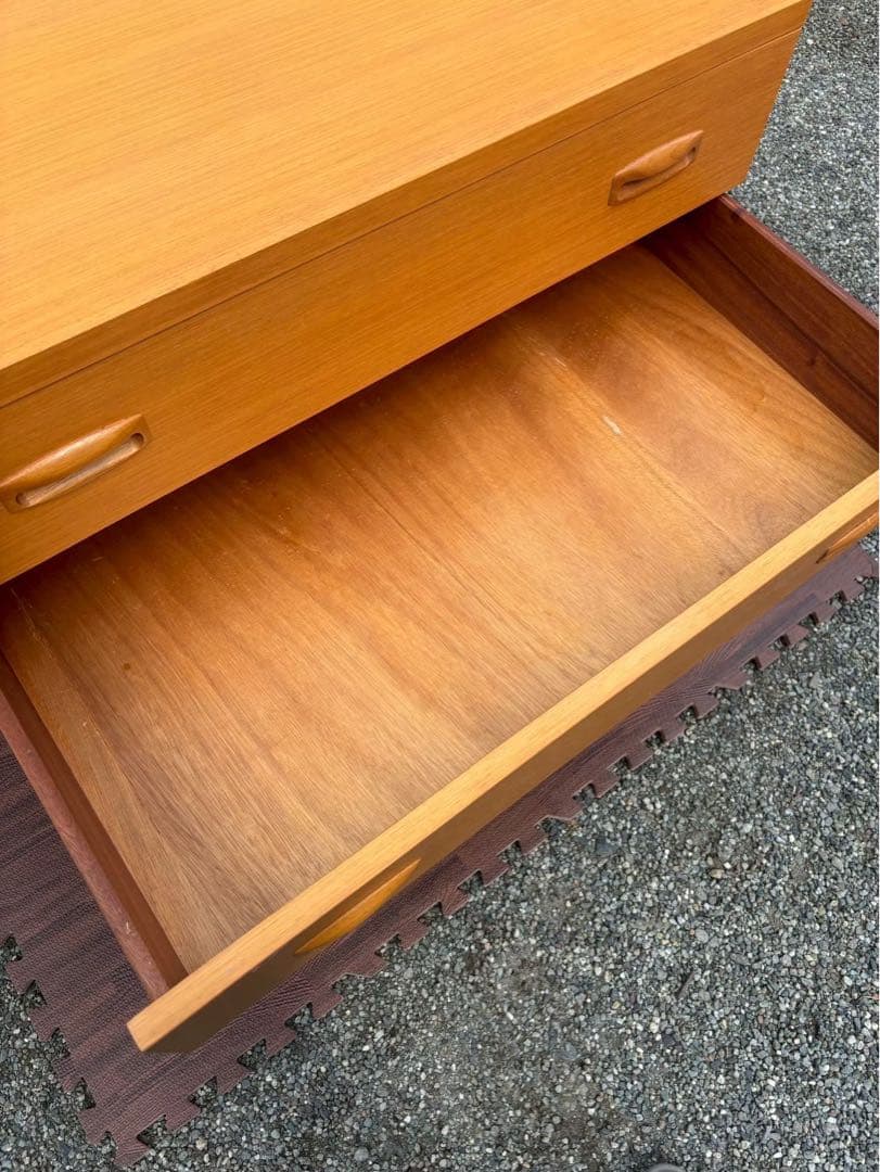 ヨーロッパで人気！G-Pranミッドセンチュリー 3段チェスト