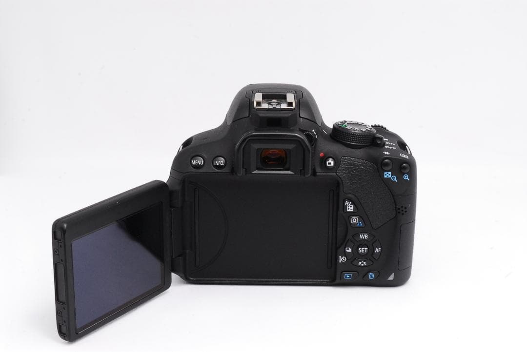 ⭐️推し活、入門モデル⭐️Canon Kiss X7i 美品 一眼レフカメラ