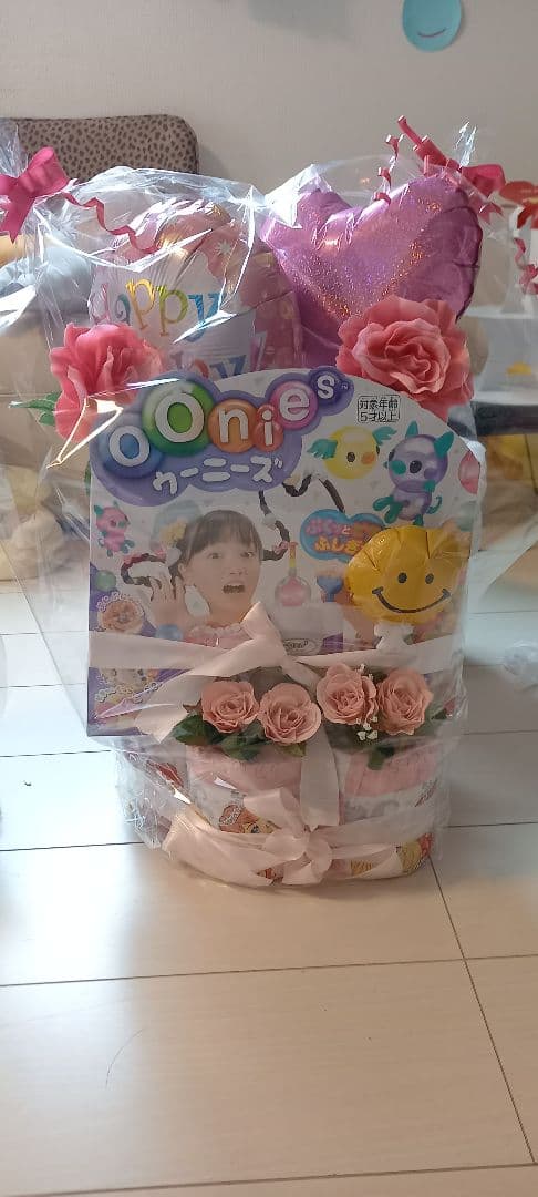 トイレットペーパーケーキ、オムツケーキ