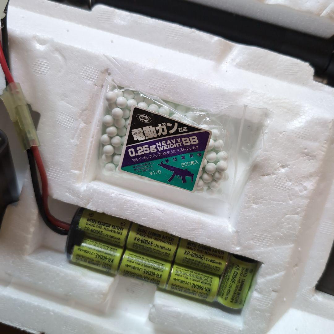 東京マルイSTEYR AUG Military 電動ガン