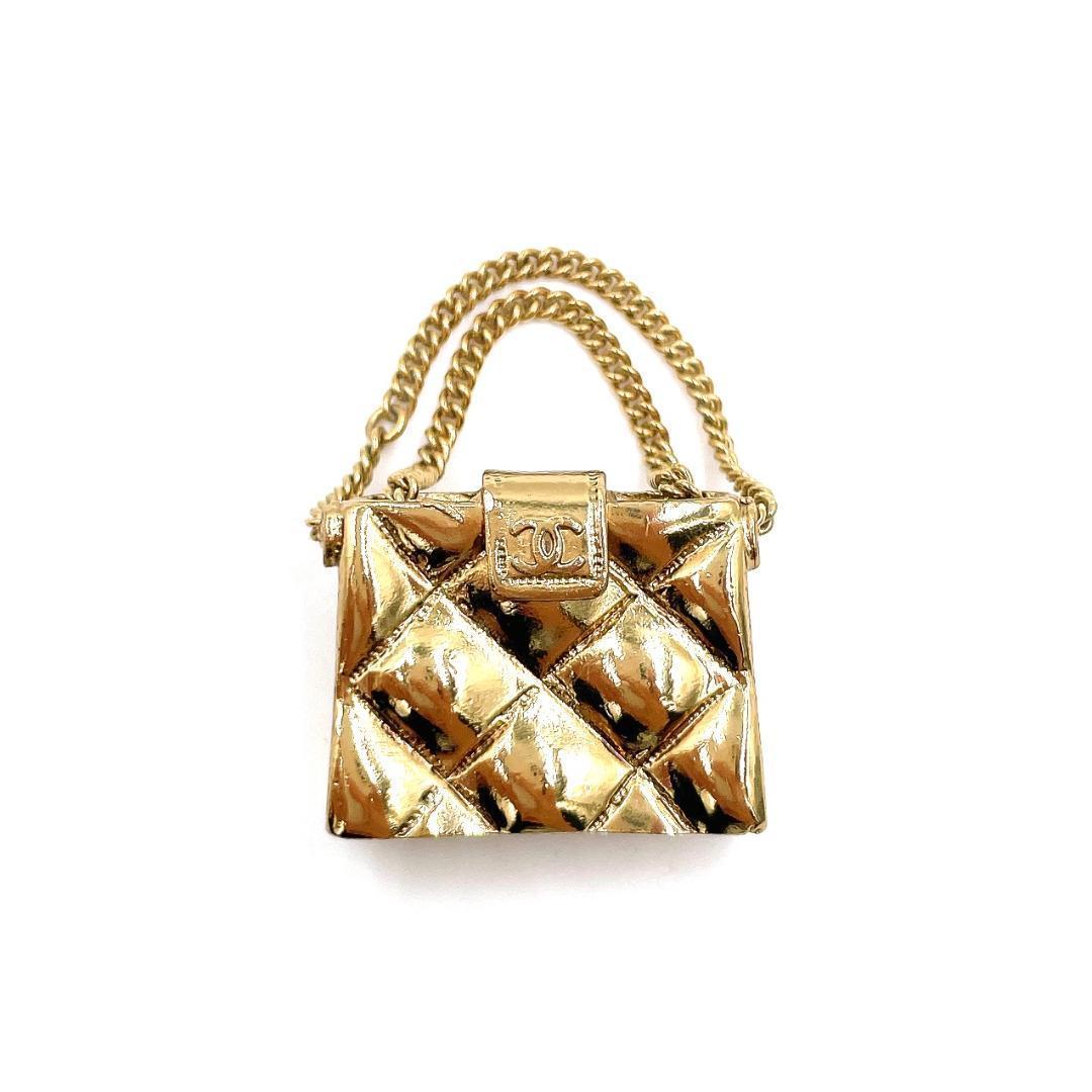 ✨️極美品✨️ シャネル バッグモチーフ マトラッセ ブローチ レディース 人気