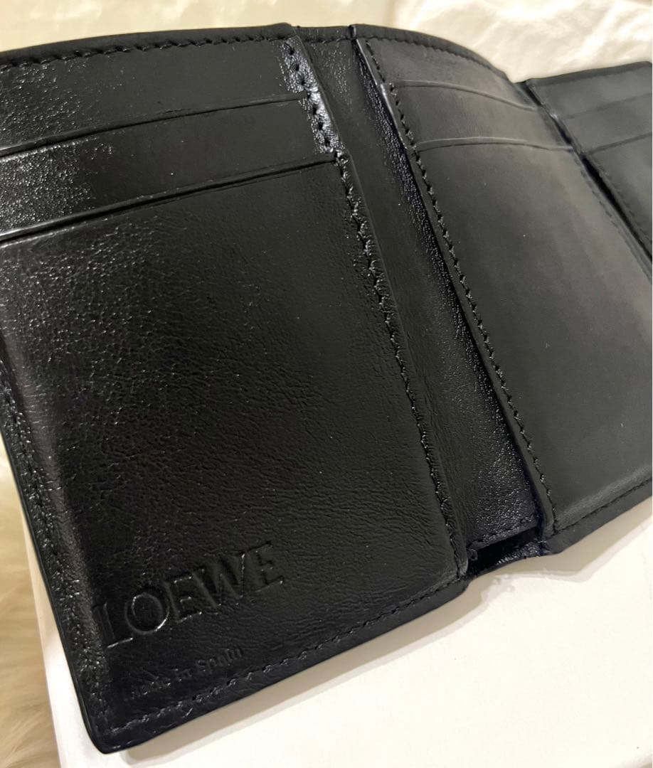 【極上美品】LOEWE ロエベ トライフォールド 三つ折り財布 箱・巾着付き
