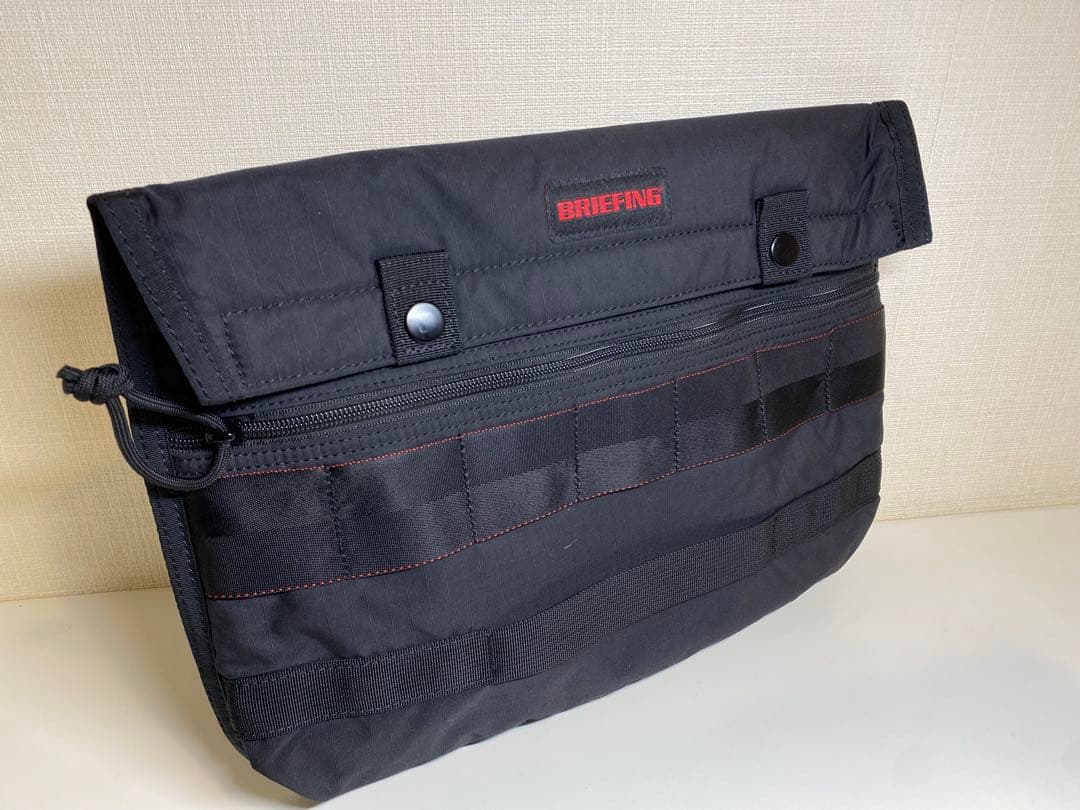 BRIEFING パソコンケース