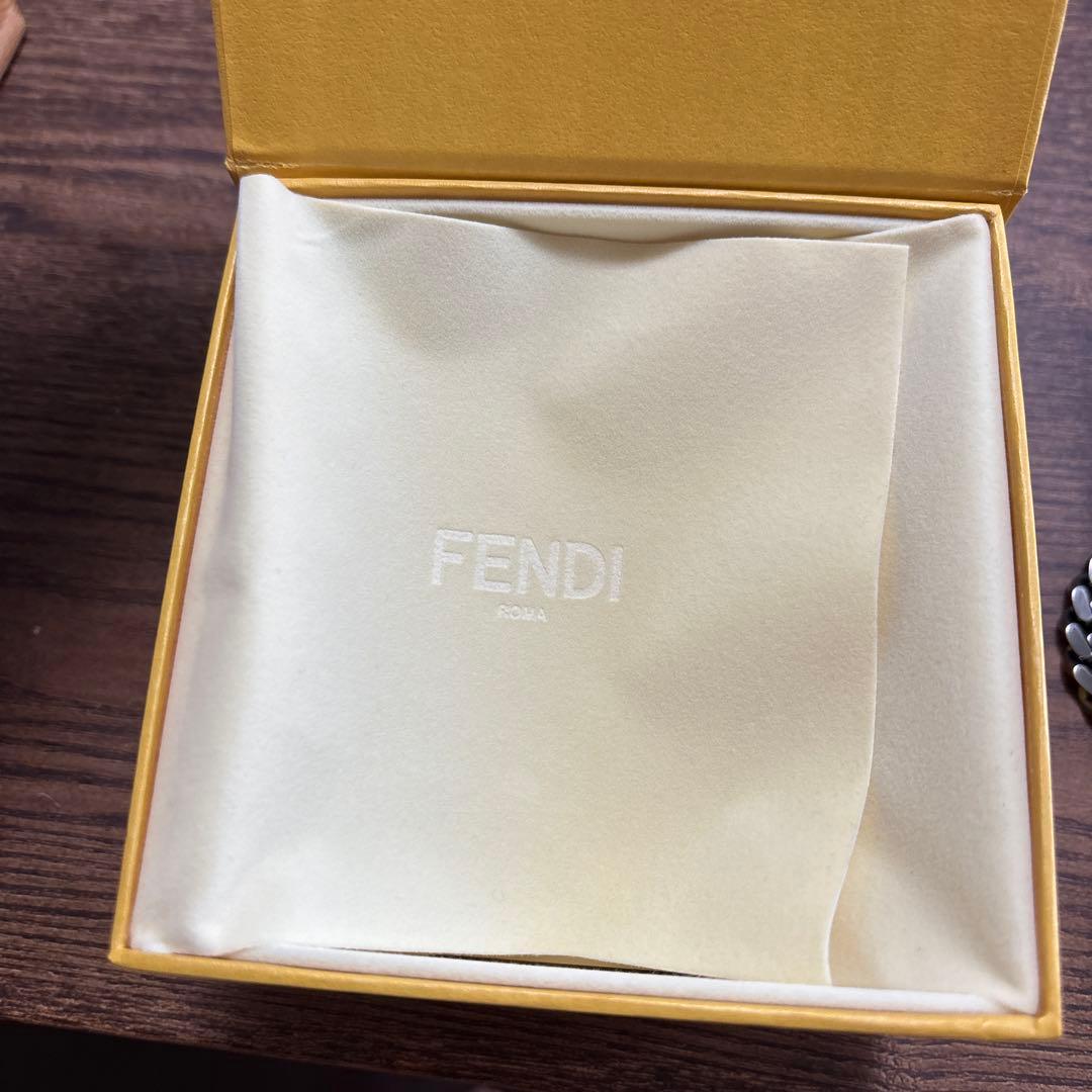 FENDI シルバー チェーンブレスレット