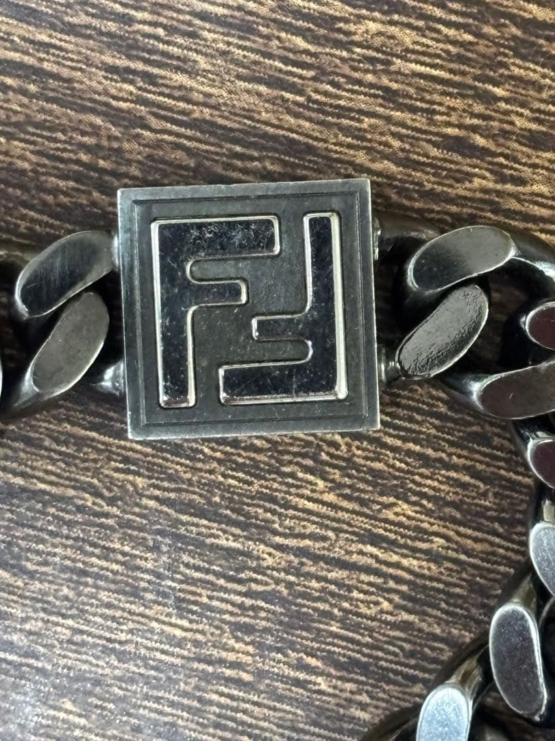 FENDI シルバー チェーンブレスレット
