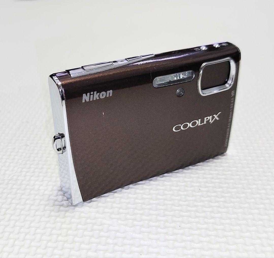 Nikon COOLPIXS50 クールピックス　デジタルカメラ　720万画素