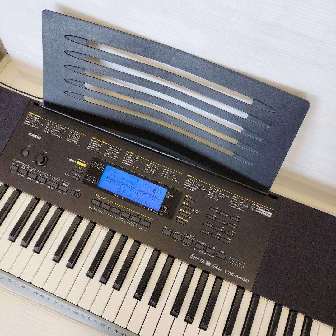 【お値下げ】CASIO　キーボード61ピアノ形状鍵盤　CTK-4400