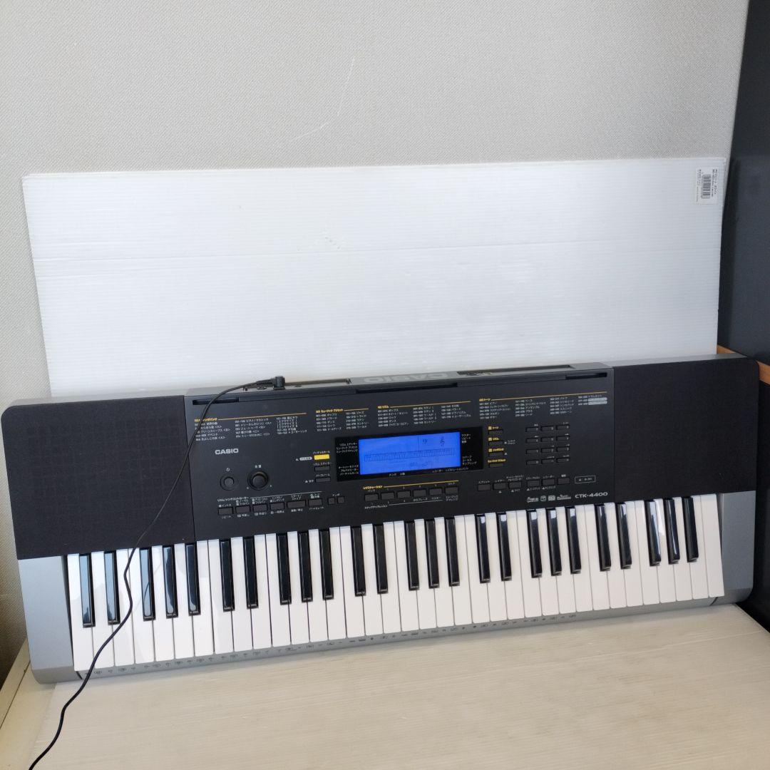 【お値下げ】CASIO　キーボード61ピアノ形状鍵盤　CTK-4400