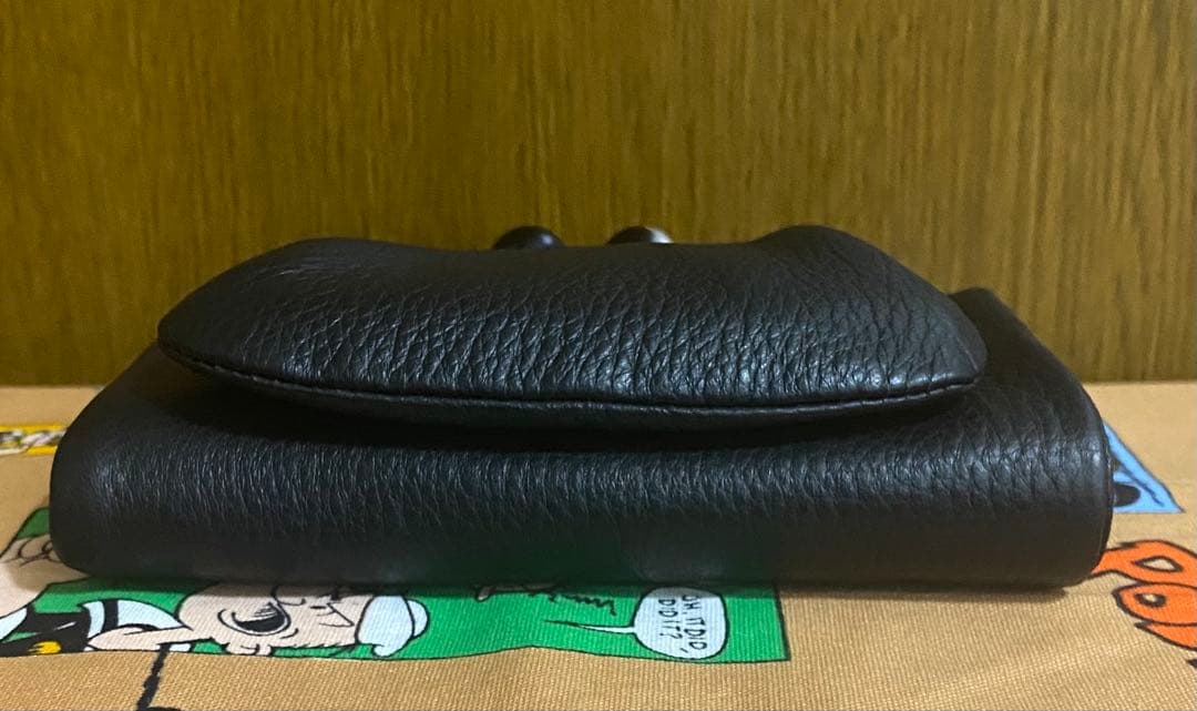 未使用ear PAPILLONNER イア パピヨネ がま口　折り財布