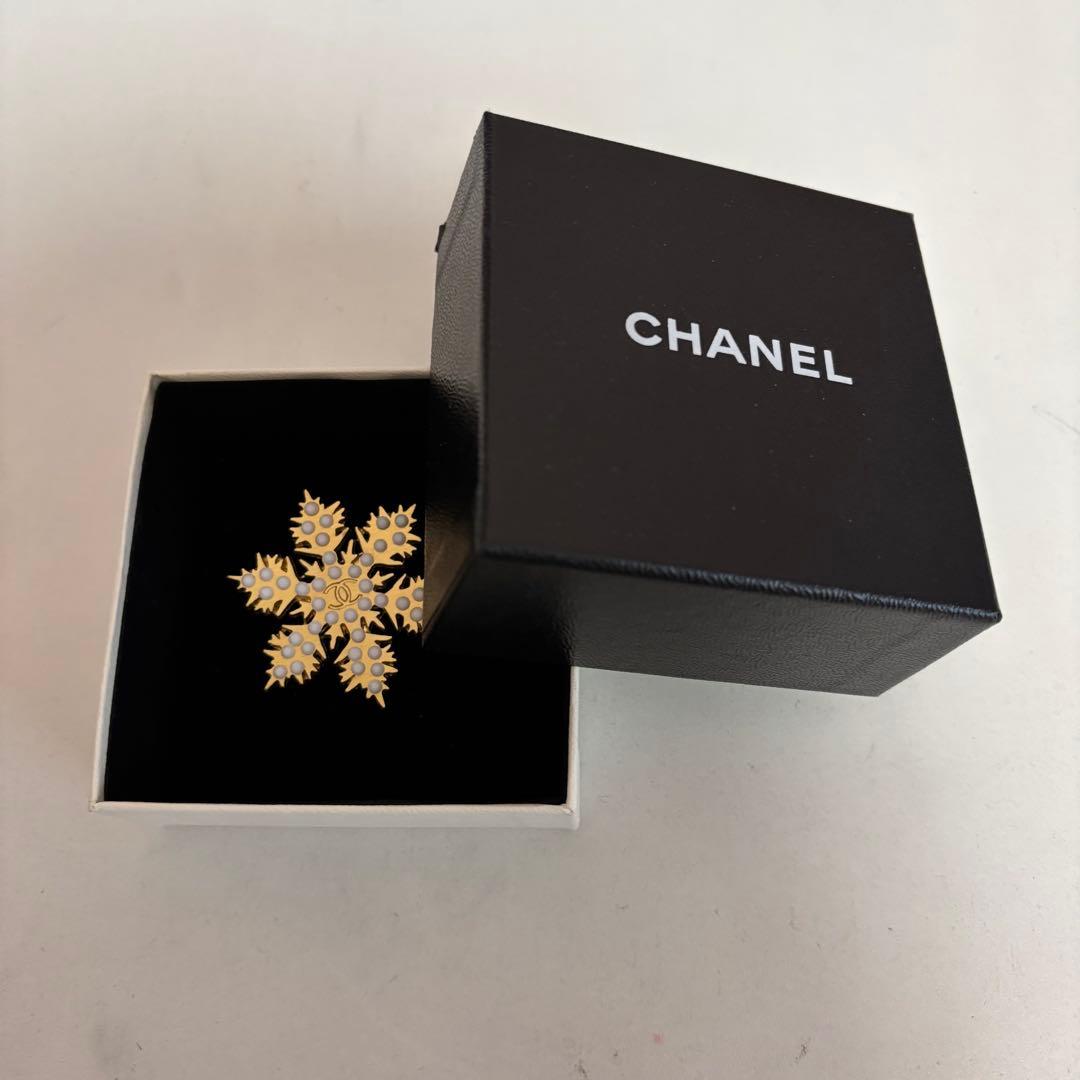 アトリエRenee 大幅値下げ！CHANEL シャネル　雪の結晶