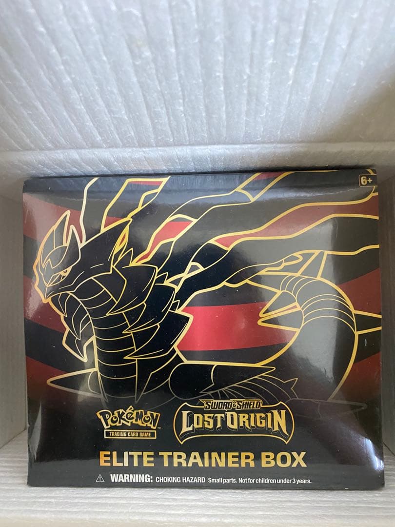 新品未開封 海外ポケカ　Lost Origin エリートトレーナーボックス