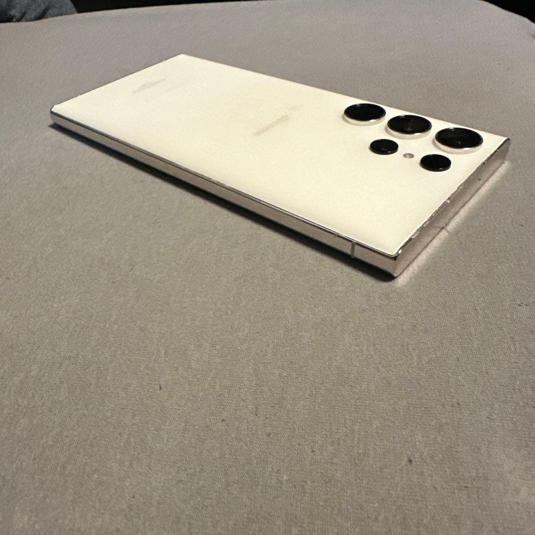 Galaxy S23 Ultra 256GB SC-52D SiMフリー