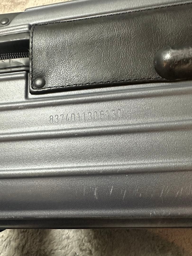 リモワサルサビジネストローリー23L