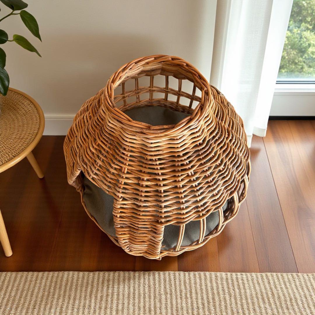 天然皮付き等籐アラログ　猫ちぐら　猫のおうち　キャットハウス　ベットハウス