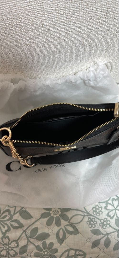 D*a様 COACH ダークブラウン ショルダーバッグ